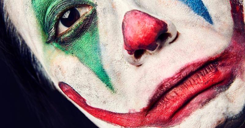 Tanda Kamu Jadi Badut dalam Hubungan Percintaan